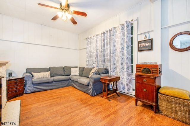 24 Pleasant Ave, Clifton City, NJ 07013