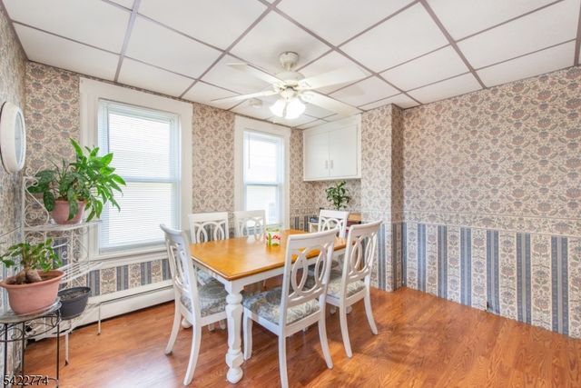 24 Pleasant Ave, Clifton City, NJ 07013