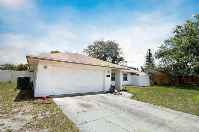 1560 GUINEVERE DRIVE, Casselberry, FL 32707