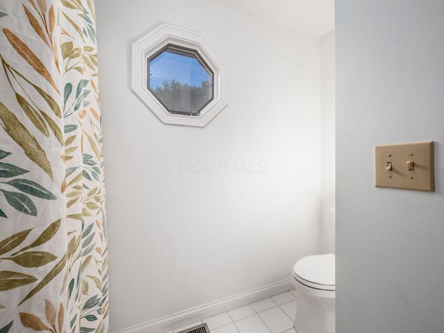 5444 Stratford Avenue, Powell, OH 43065