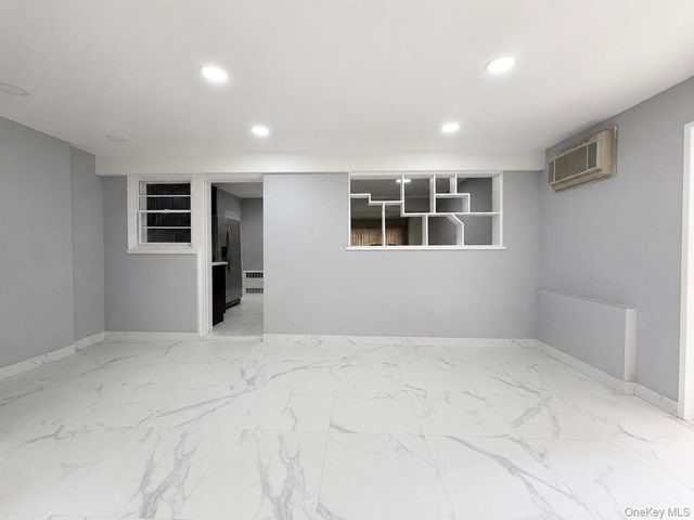 4851 190th Street, Fresh Meadows, NY 11365