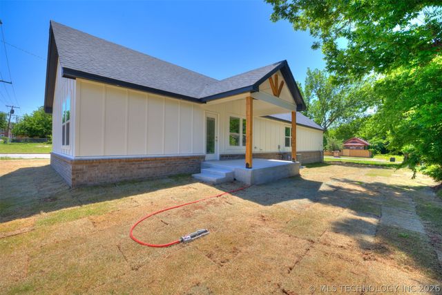 2107 E Haskell Street, Tulsa, OK 74110