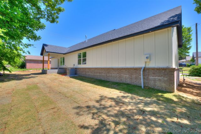 2107 E Haskell Street, Tulsa, OK 74110