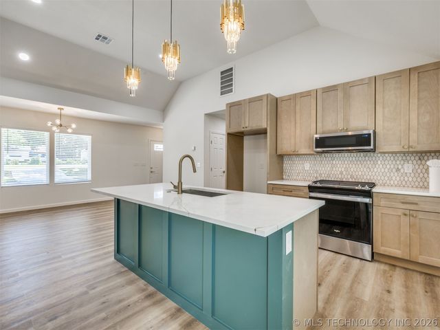 2107 E Haskell Street, Tulsa, OK 74110