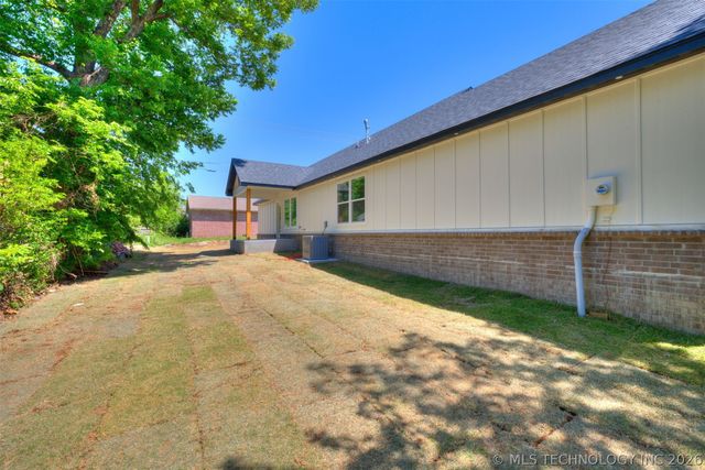2107 E Haskell Street, Tulsa, OK 74110