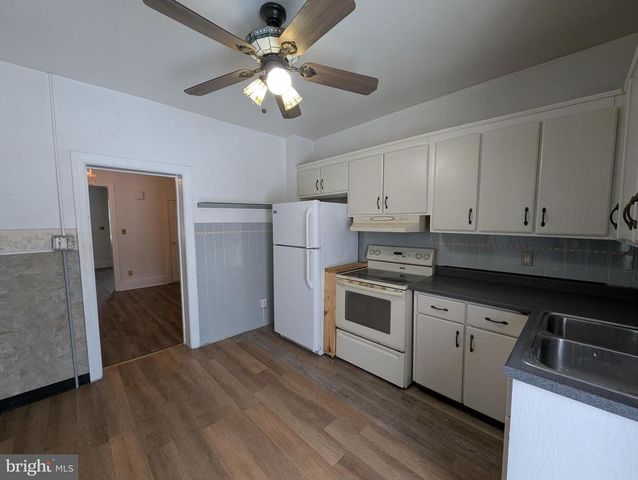 611 W MAIN ST, Lansdale, PA 19446