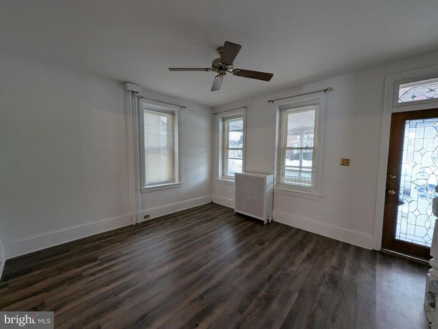 611 W MAIN ST, Lansdale, PA 19446