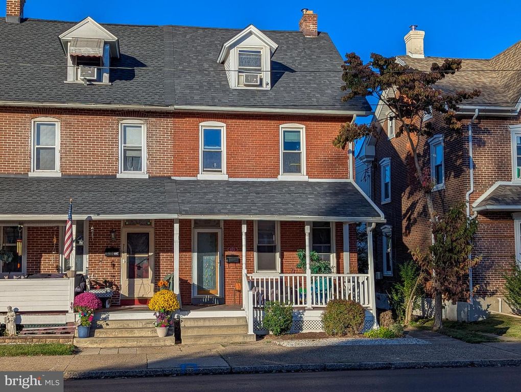 611 W MAIN ST, Lansdale, PA 19446