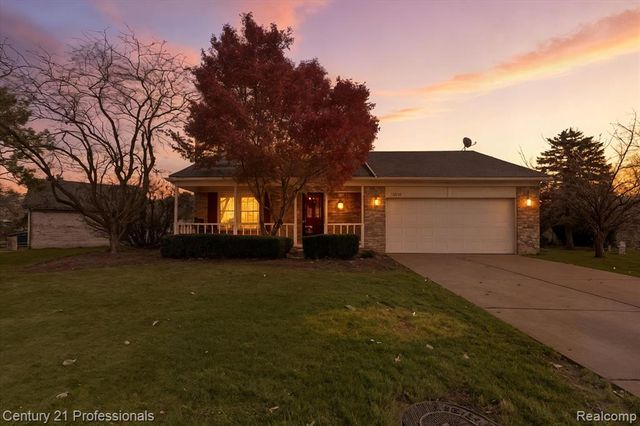 16550 Huff Street, Livonia, MI 48154