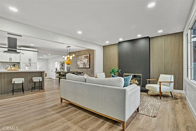 4011 Hatton, San Diego, CA 92111