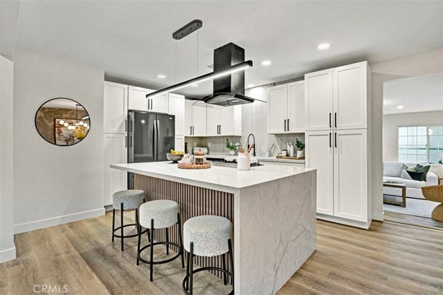 4011 Hatton, San Diego, CA 92111