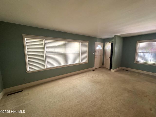 4237 Washington Street, Ayden, NC 28513