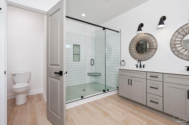 5655 Pizarro Ave, Gulf Shores, AL 36542