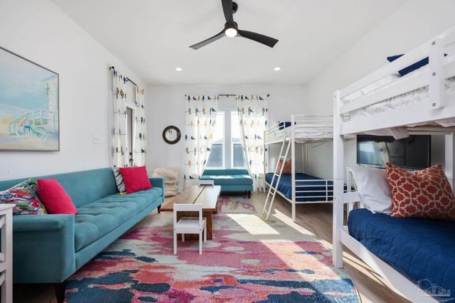 5655 Pizarro Ave, Gulf Shores, AL 36542