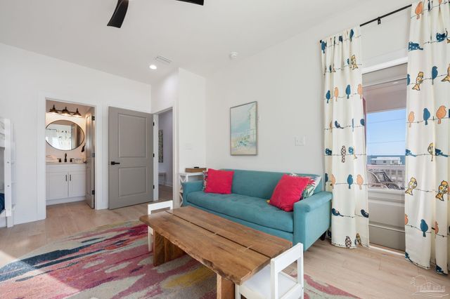 5655 Pizarro Ave, Gulf Shores, AL 36542