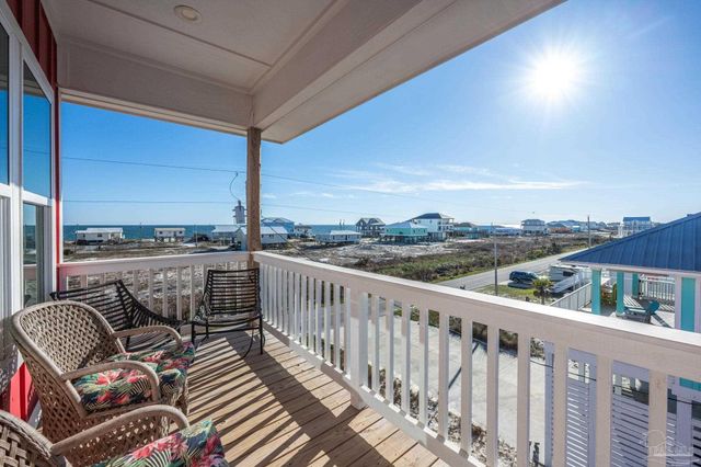 5655 Pizarro Ave, Gulf Shores, AL 36542