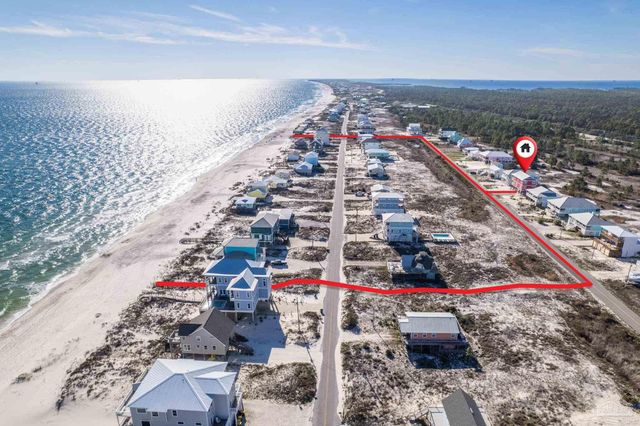 5655 Pizarro Ave, Gulf Shores, AL 36542