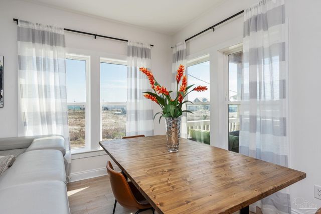 5655 Pizarro Ave, Gulf Shores, AL 36542