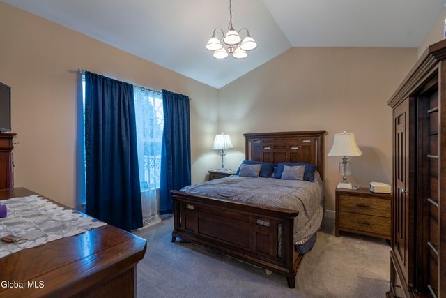 16A Winchester Place, Halfmoon, NY 12118