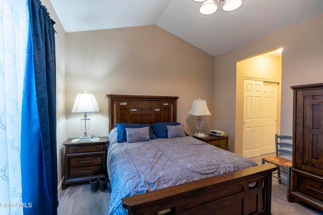 16A Winchester Place, Halfmoon, NY 12118