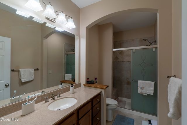 16A Winchester Place, Halfmoon, NY 12118