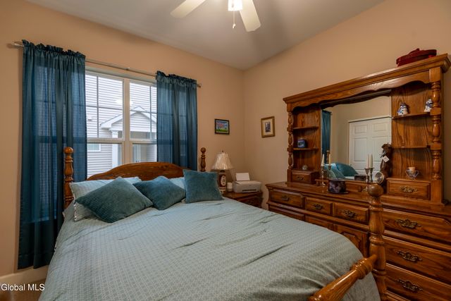 16A Winchester Place, Halfmoon, NY 12118