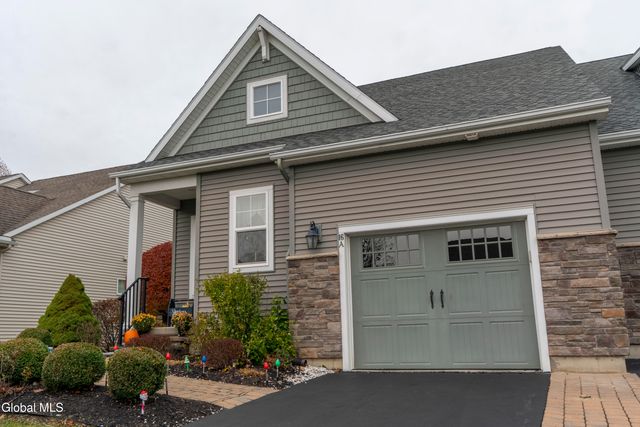 16A Winchester Place, Halfmoon, NY 12118