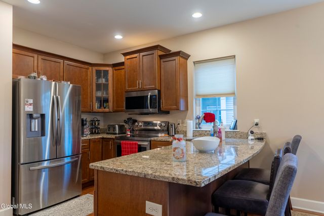 16A Winchester Place, Halfmoon, NY 12118