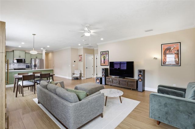 811 NW 3RD AVENUE, Gainesville, FL 32601
