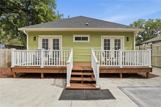 811 NW 3RD AVENUE, Gainesville, FL 32601