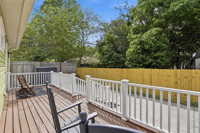 811 NW 3RD AVENUE, Gainesville, FL 32601