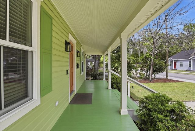 811 NW 3RD AVENUE, Gainesville, FL 32601