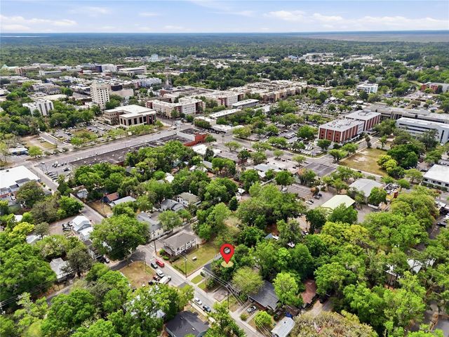 811 NW 3RD AVENUE, Gainesville, FL 32601