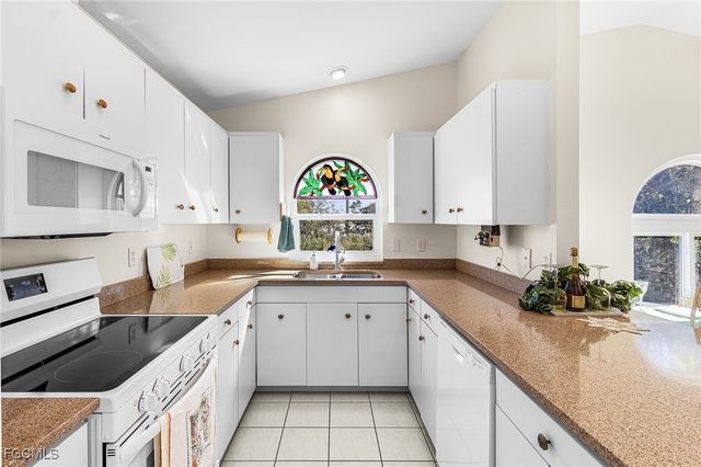 3531 Sea Holly LN, St James City, FL 33956