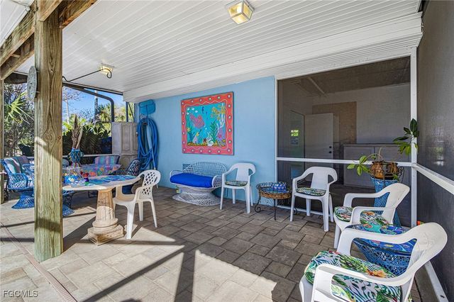 3531 Sea Holly LN, St James City, FL 33956