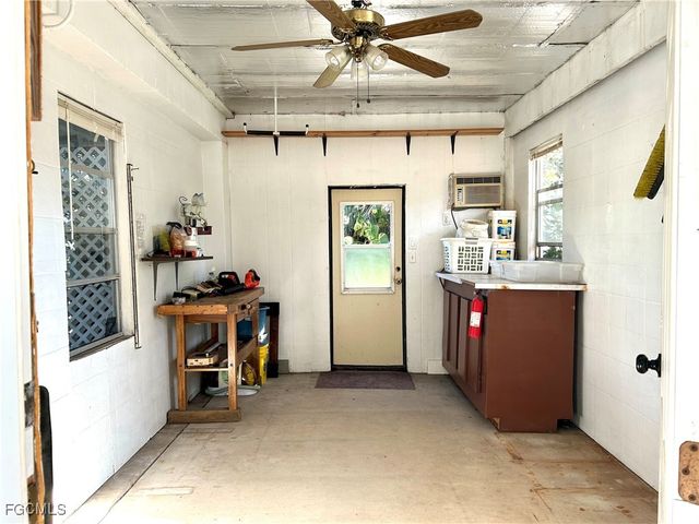 3531 Sea Holly LN, St James City, FL 33956