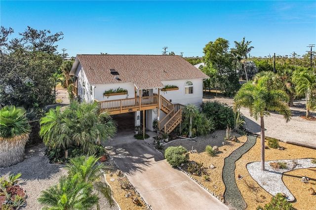 3531 Sea Holly LN, St James City, FL 33956