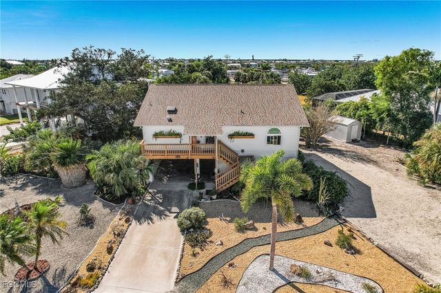 3531 Sea Holly LN, St James City, FL 33956