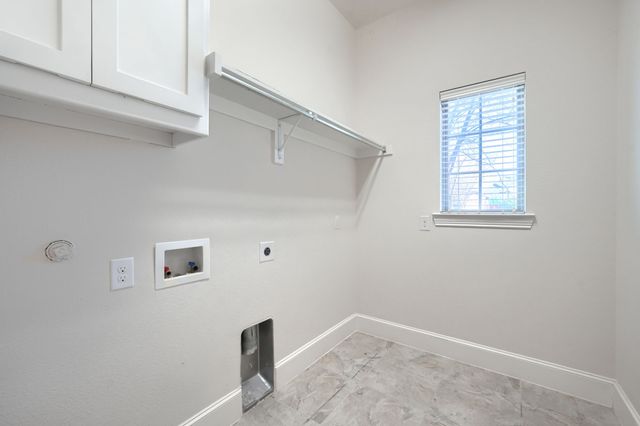 1224 Damsel Grey Trail, Lewisville, TX 75056