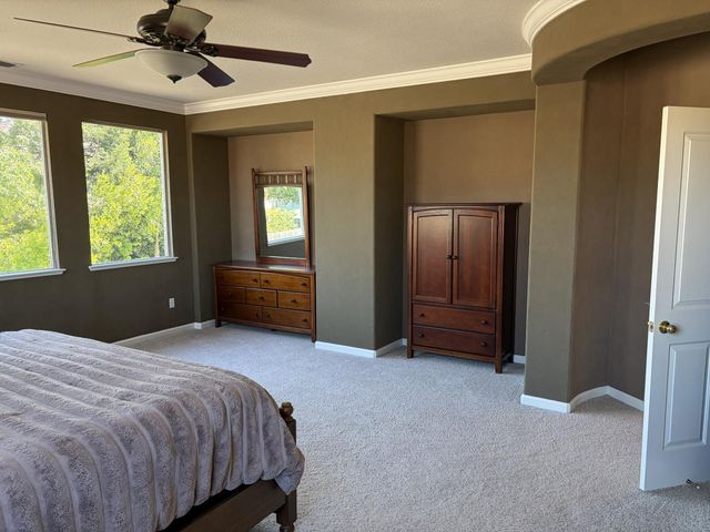 1608 Avondale Dr, Roseville, CA 95747