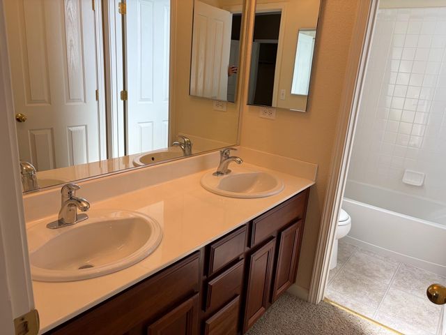 1608 Avondale Dr, Roseville, CA 95747