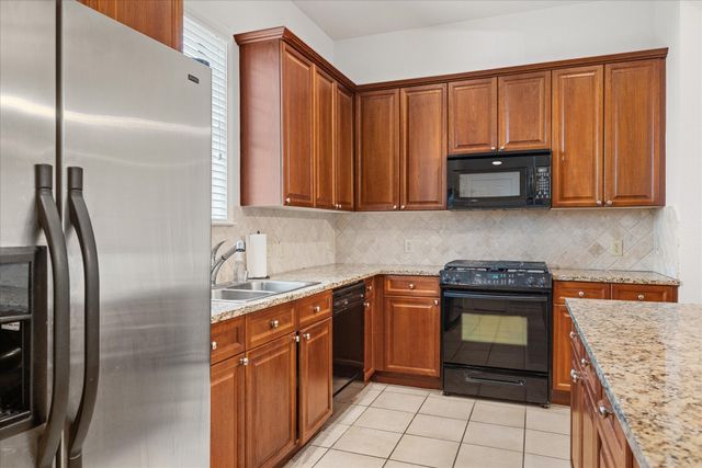 6059 Portrush Drive, Fort Worth, TX 76116