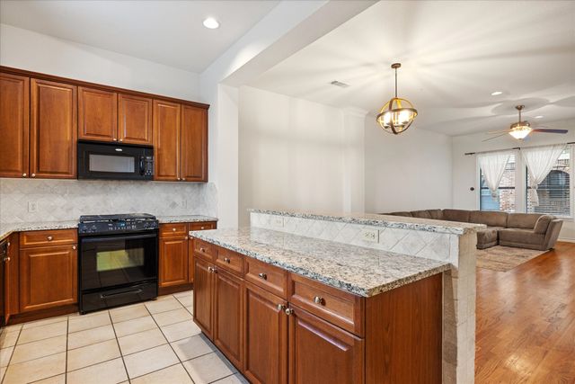 6059 Portrush Drive, Fort Worth, TX 76116