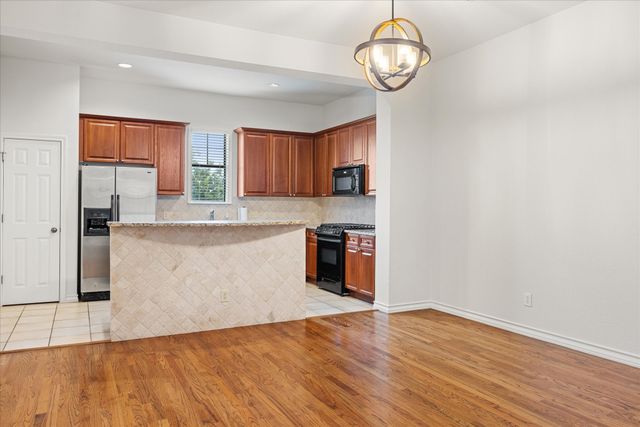 6059 Portrush Drive, Fort Worth, TX 76116