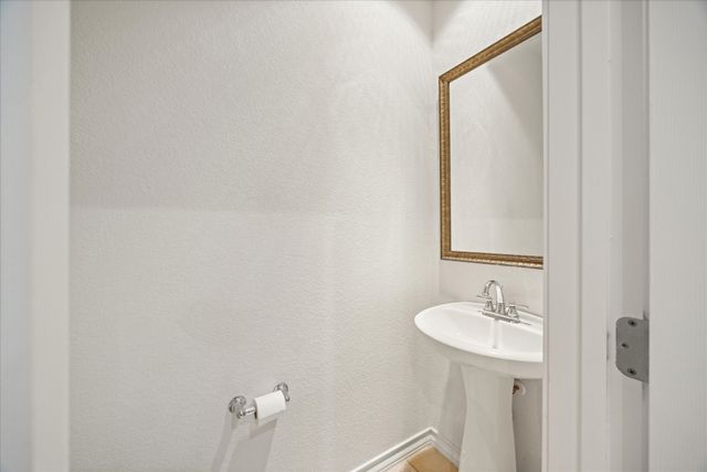 6059 Portrush Drive, Fort Worth, TX 76116