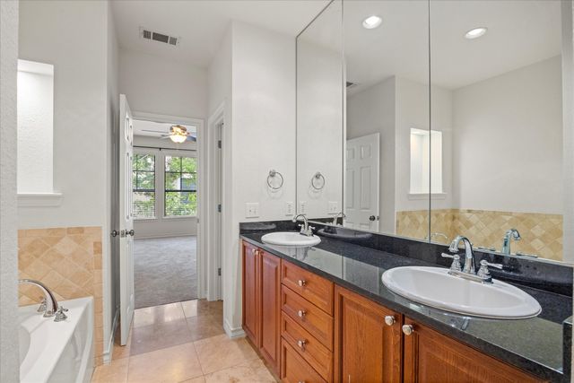 6059 Portrush Drive, Fort Worth, TX 76116