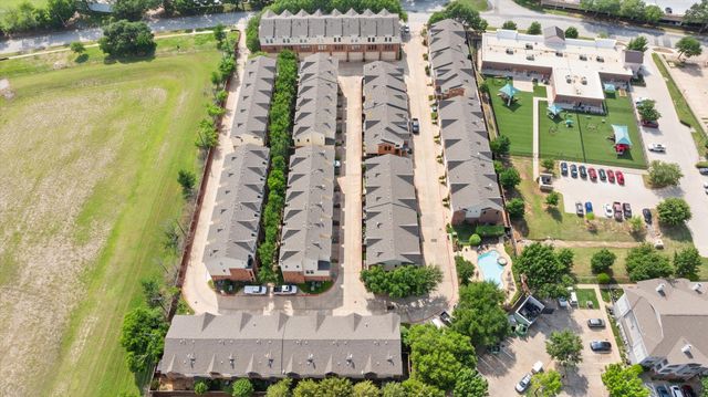 6059 Portrush Drive, Fort Worth, TX 76116