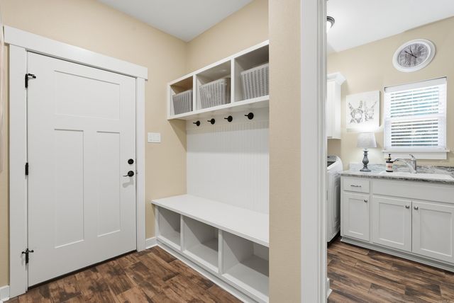 8 Persimmon Ridge Drive, Greenbrier, AR 72058