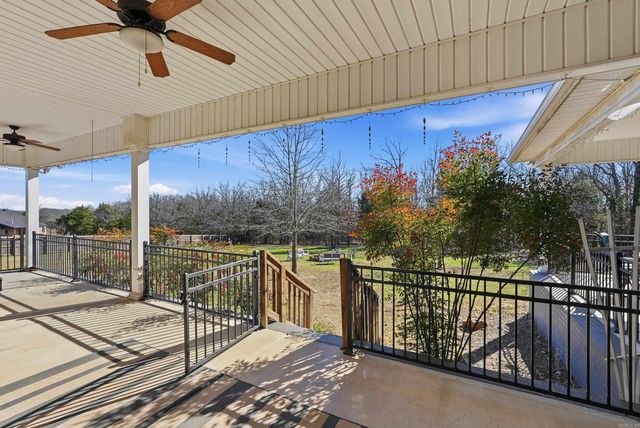 8 Persimmon Ridge Drive, Greenbrier, AR 72058