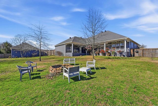 8 Persimmon Ridge Drive, Greenbrier, AR 72058